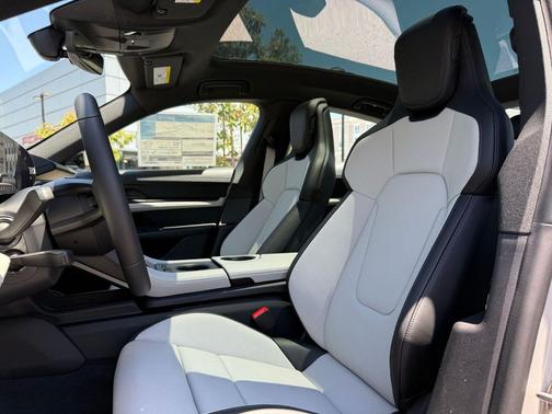 2026 Porsche Taycan Black Edition