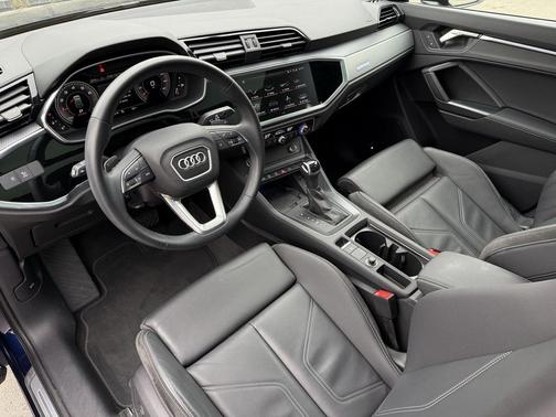2023 Audi Q3 45 S line Premium Plus