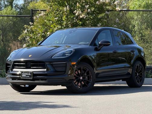 Black 2024 Porsche Macan Macan