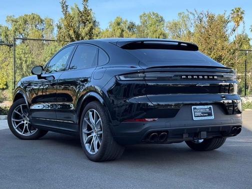 2025 Porsche Cayenne Cayenne E-Hybrid