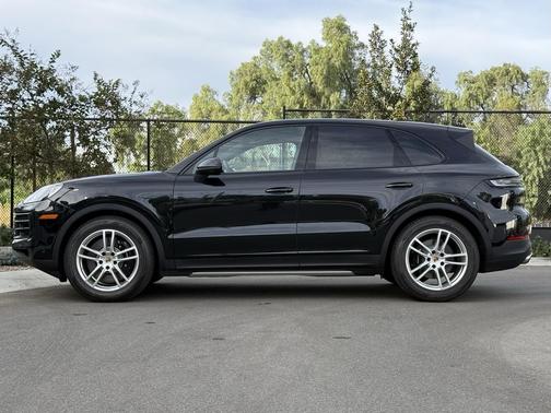 2025 Porsche Cayenne S
