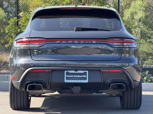 2024 Porsche Macan Base