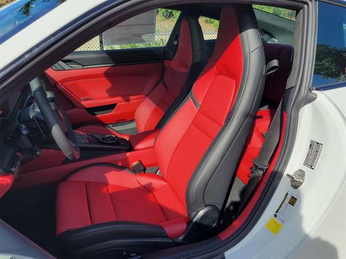 2026 Porsche 911 Carrera S