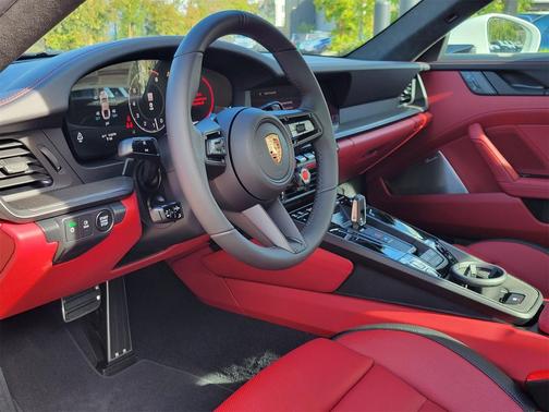 2026 Porsche 911 Carrera S