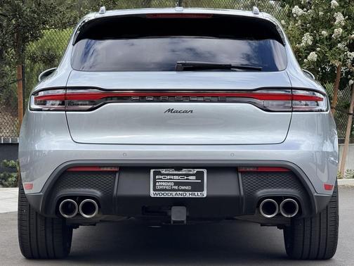 2024 Porsche Macan 