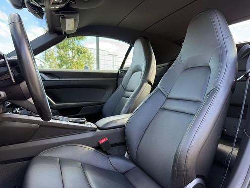 2024 Porsche 911 Carrera