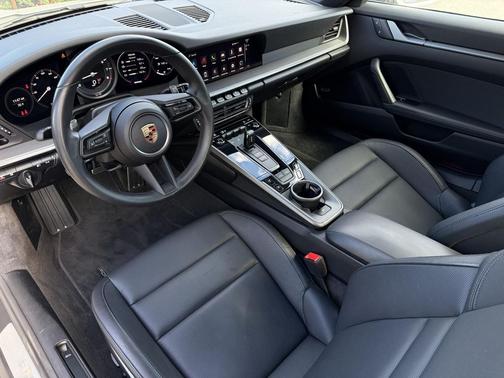 2024 Porsche 911 Carrera