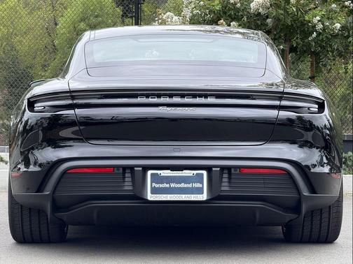 2026 Porsche Taycan 4
