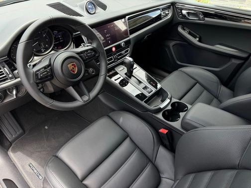 2026 Porsche Macan T