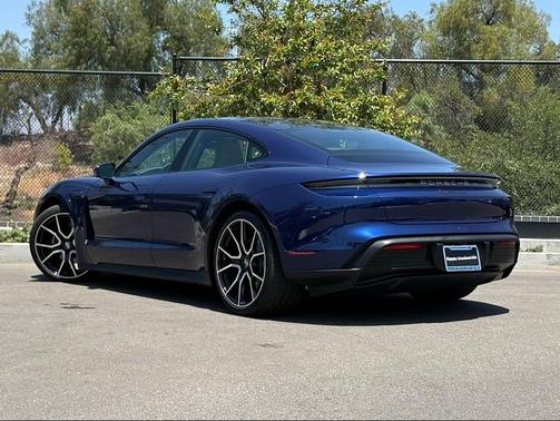 2025 Porsche Taycan 4S
