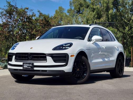 2024 Porsche Macan 
