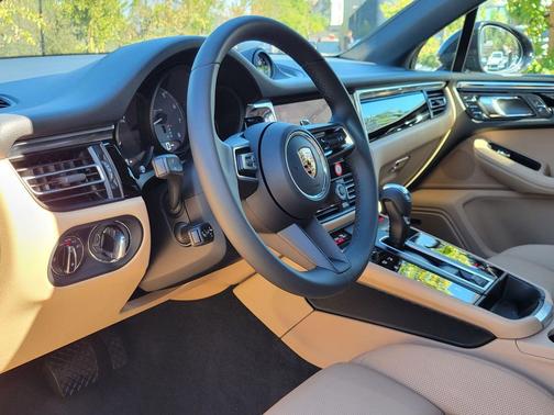 2026 Porsche Macan S