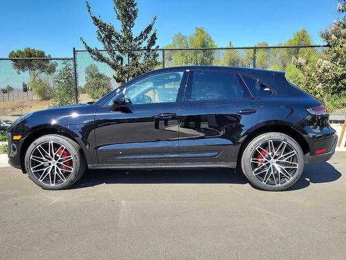 2026 Porsche Macan S