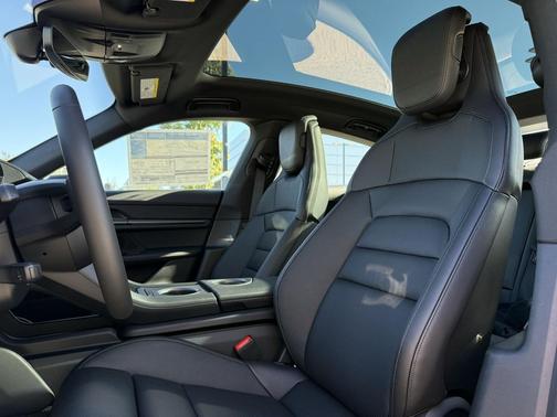 2026 Porsche Taycan 4