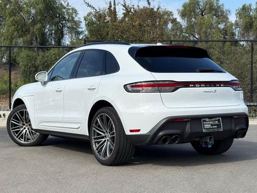 2023 Porsche Macan S