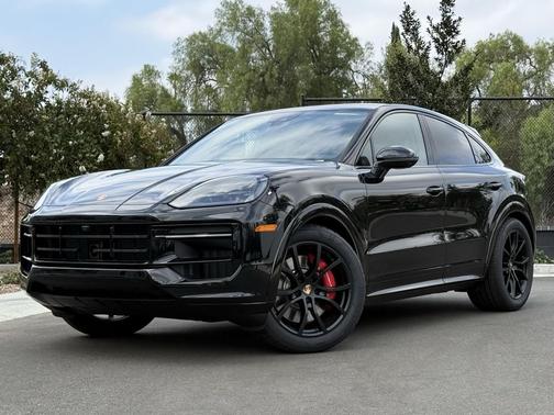 2026 Porsche Cayenne GTS