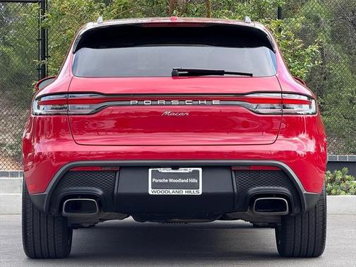 2024 Porsche Macan Base