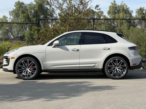 2023 Porsche Macan S