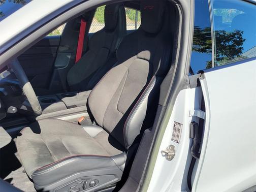 2023 Porsche Taycan GTS