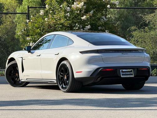 2026 Porsche Taycan Black Edition