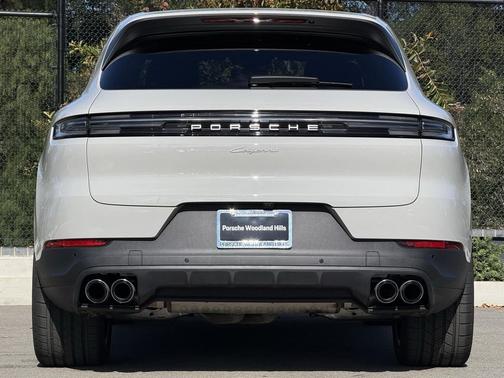 2025 Porsche Cayenne Cayenne