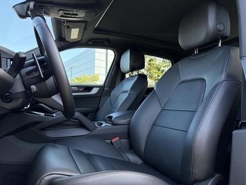 2025 Porsche Cayenne Cayenne