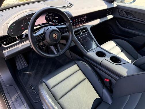 2024 Porsche Taycan