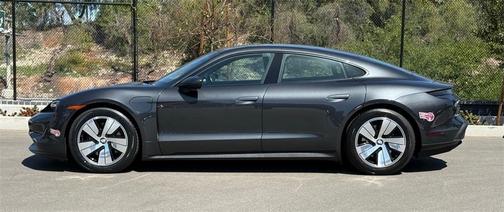 2024 Porsche Taycan