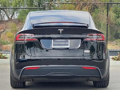 2022 Tesla Model X Plaid Tri Motor All-Wheel Drive