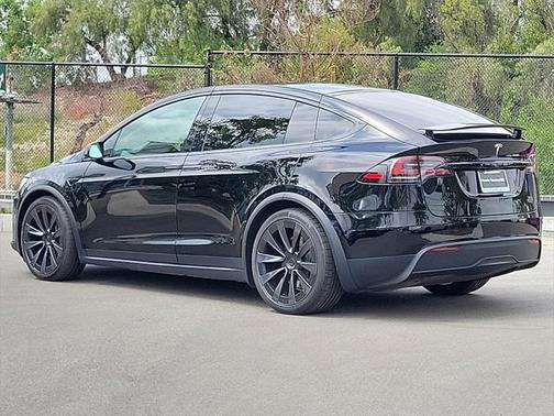 2022 Tesla Model X Plaid Tri Motor All-Wheel Drive