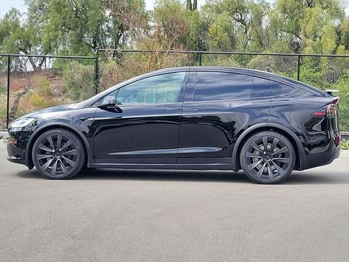 2022 Tesla Model X Plaid Tri Motor All-Wheel Drive