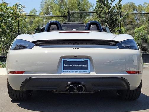 2025 Porsche 718 Boxster Style Edition