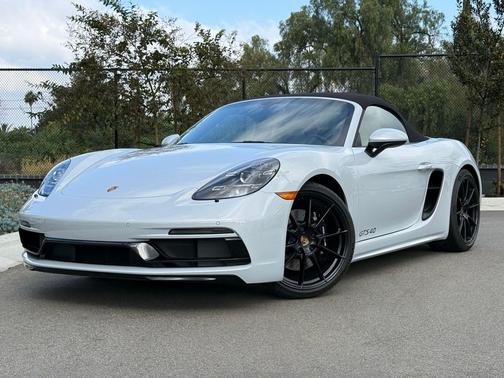 2025 Porsche 718 Boxster GTS 4.0