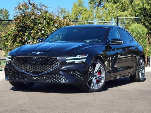 2025 Genesis G70 3.3T RWD Sport Advanced