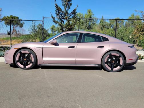 2026 Porsche Taycan 4S