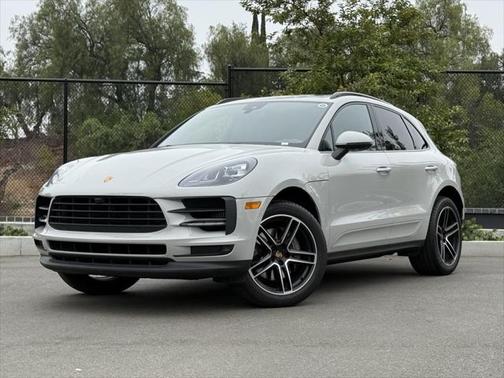 2021 Porsche Macan Base