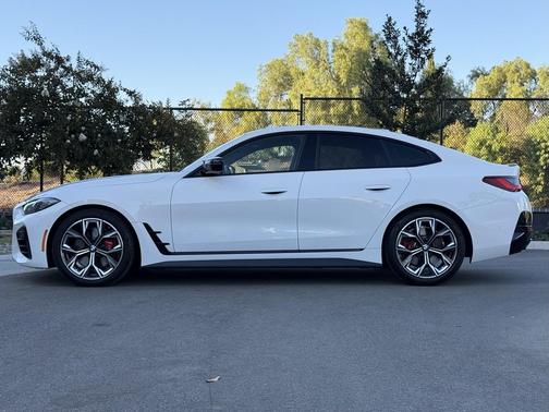 2024 BMW M440 i