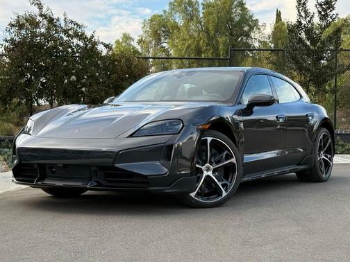 2025 Porsche Taycan Turbo S