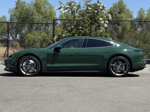 2022 Porsche Taycan 4S