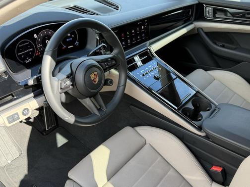 2025 Porsche Panamera Loaner