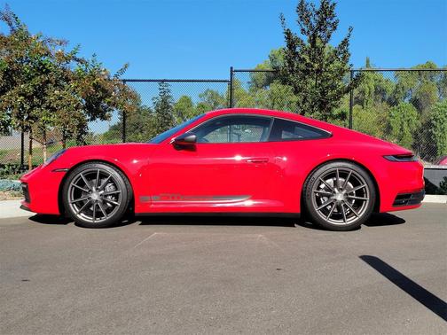 2024 Porsche 911 Carrera T