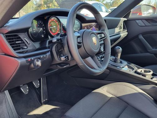 2024 Porsche 911 Carrera T