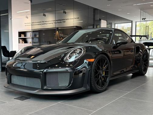 2018 Porsche 911 GT2 RS