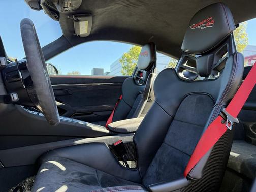 2018 Porsche 911 GT2 RS