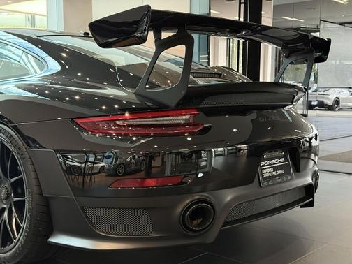 2018 Porsche 911 GT2 RS