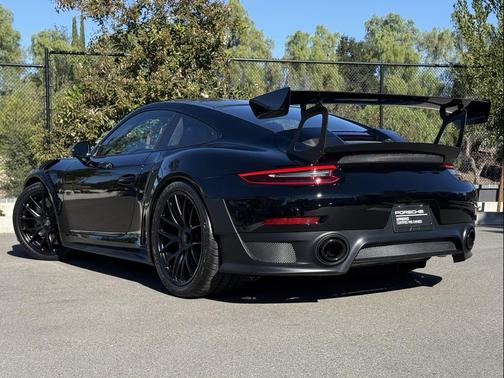 2018 Porsche 911 GT2 RS