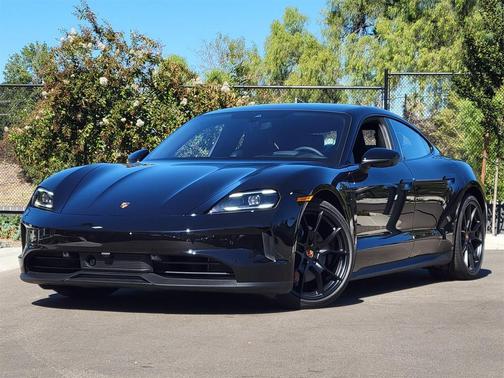 2026 Porsche Taycan 4S