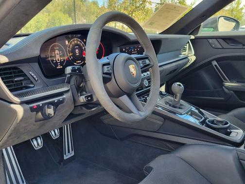 2025 Porsche 911 GT3