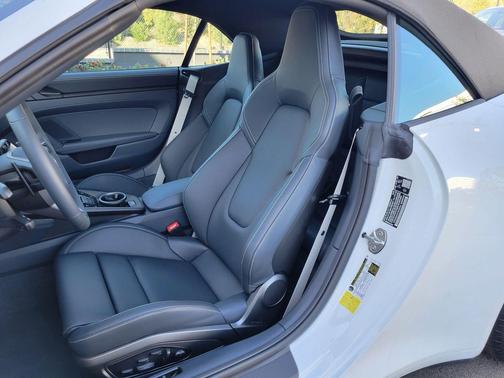 2026 Porsche 911 Carrera GTS