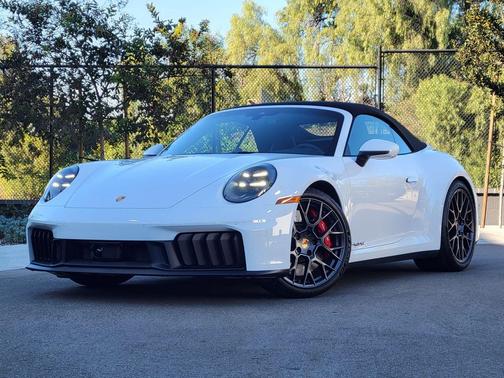 2026 Porsche 911 Carrera GTS